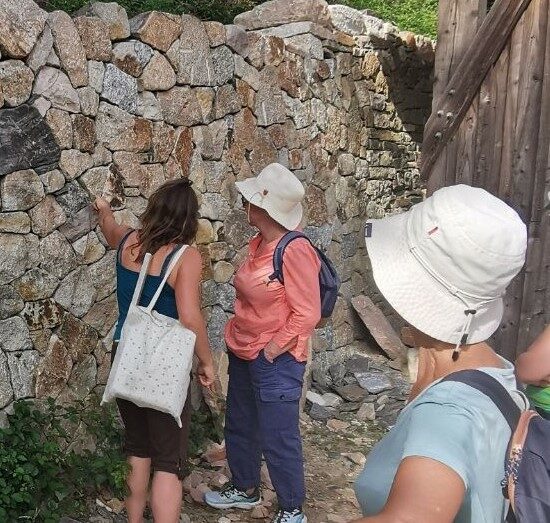 Image 0 : VISITE GUIDÉE SUR LE THÈME DES PIERRES SÈCHES