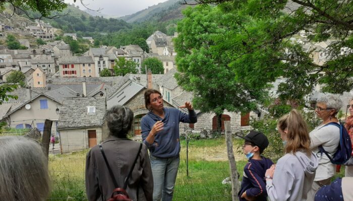 Image 0 : GUIDE CONFÉRENCIÈRE CÉVENNES - MARIETTE EMILE