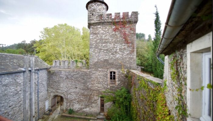 Image 0 : CHATEAU DE CAMBIAIRE : GÎTE LA CALADE