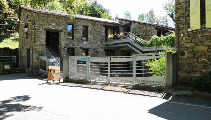 Image 0 : LA MAISON DE L'EAU DE LA VALLÉE BORGNE AUX PLANTIERS