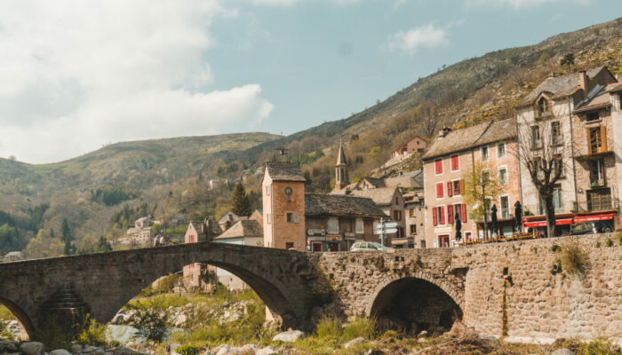 Image 0 : LE PONT ROUMÉJON