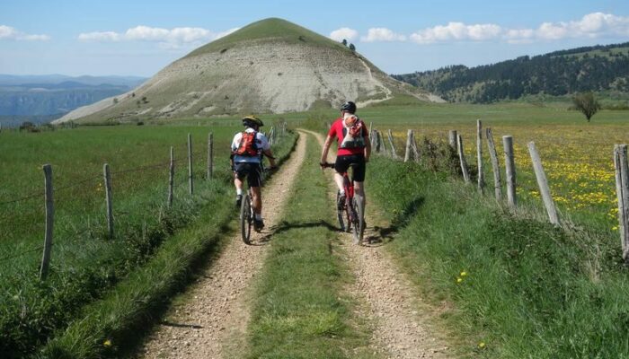 Image 0 : Le tour des puechs - VTT n°11